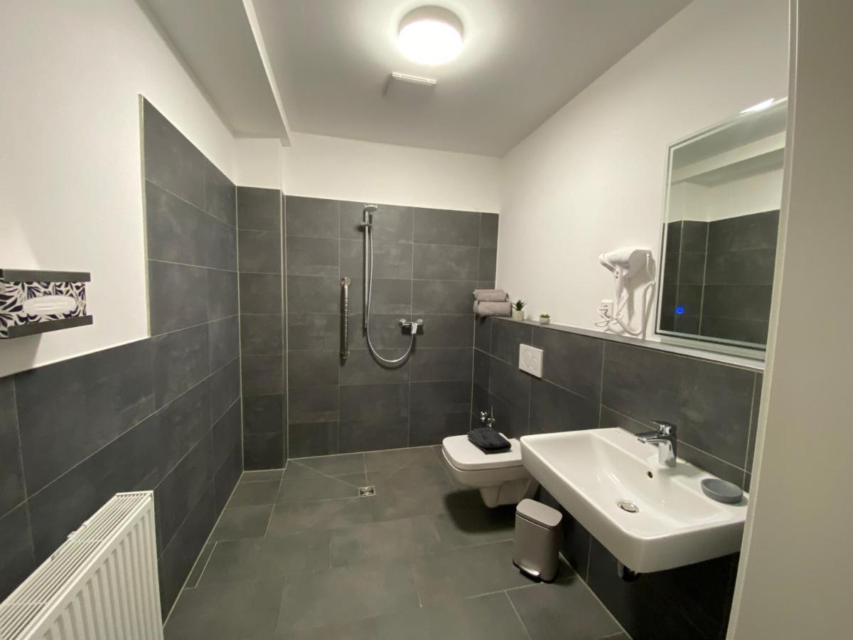 New York Appartement Bad Salzuflen Exteriör bild